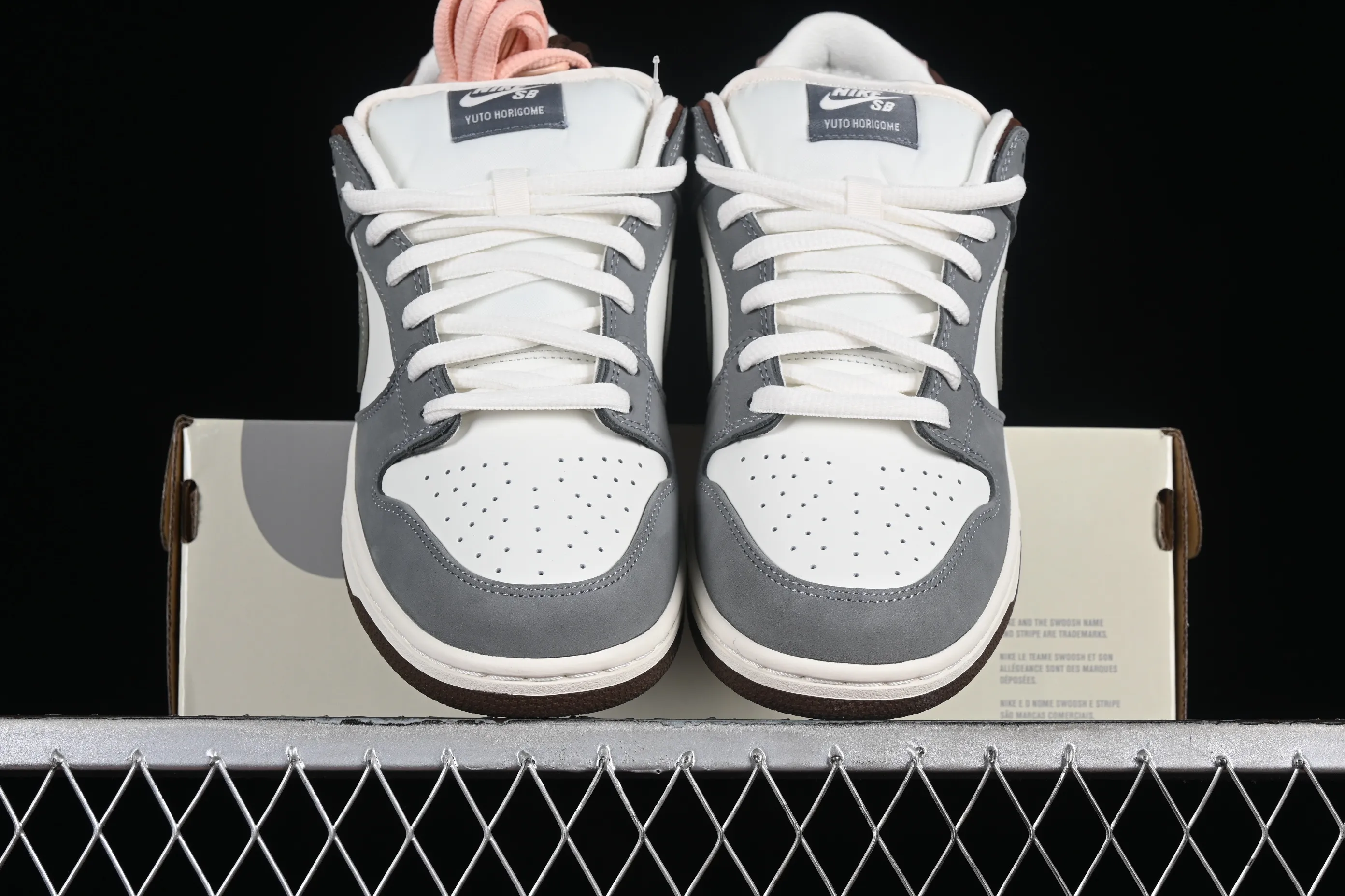 All categories Nk SB Dunk Series Nk SB Dunk Low Low-top sneakers Foreign trade version Yuto Horigome x Nk SB Dunk Low joint model SB low-top casual sports skateboard shoes FQ1180-001
